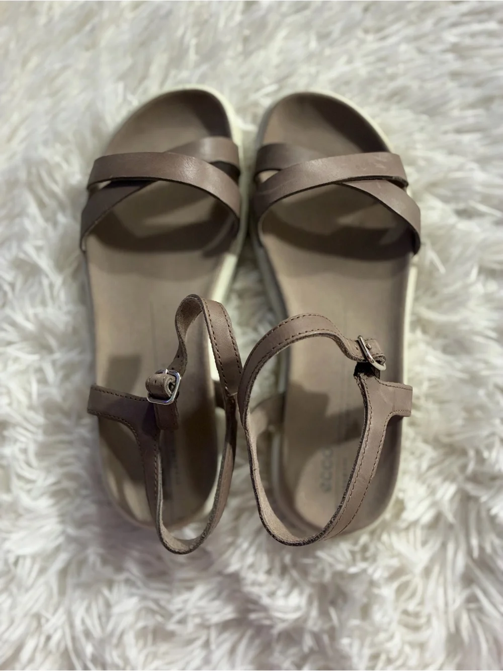 ECCO Comfort Leather Yuma Ankle Cross Strap Strappy Sandal Gray Taupe 38 7 7.5